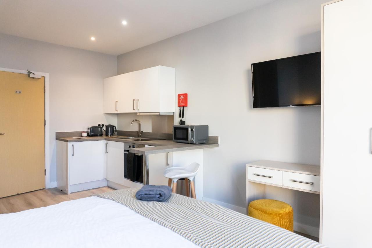 Spa Court Cheltenham Extérieur photo